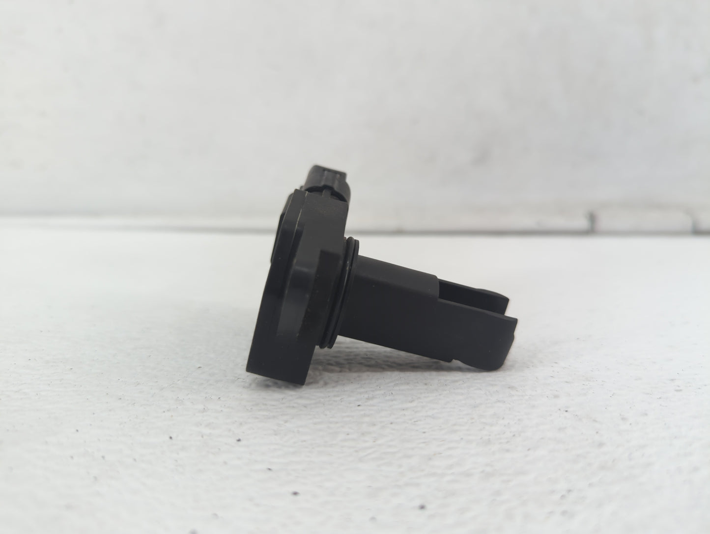 2004-2013 Mazda 3 Mass Air Flow Meter Maf - Oemusedautoparts1.com