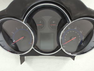 2015-2016 Chevrolet Cruze Instrument Cluster Speedometer Gauges P/N:42362673 Fits 2015 2016 OEM Used Auto Parts