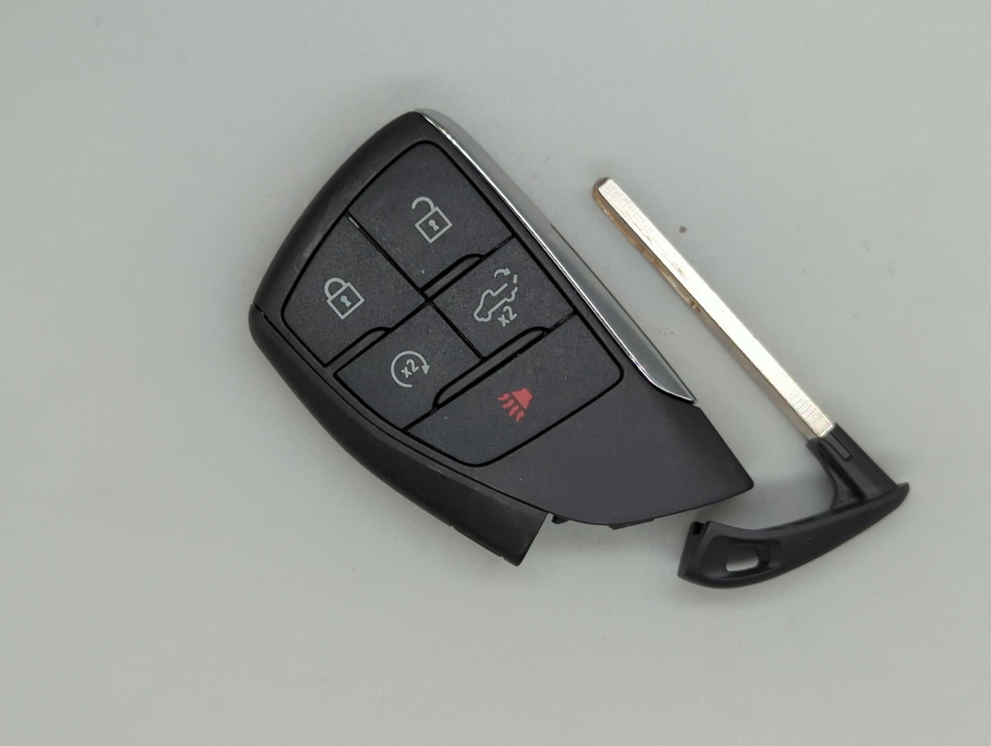 Chevrolet Silverado Keyless Entry Remote Fob YG0G21TB2 13548437 5 buttons - Oemusedautoparts1.com