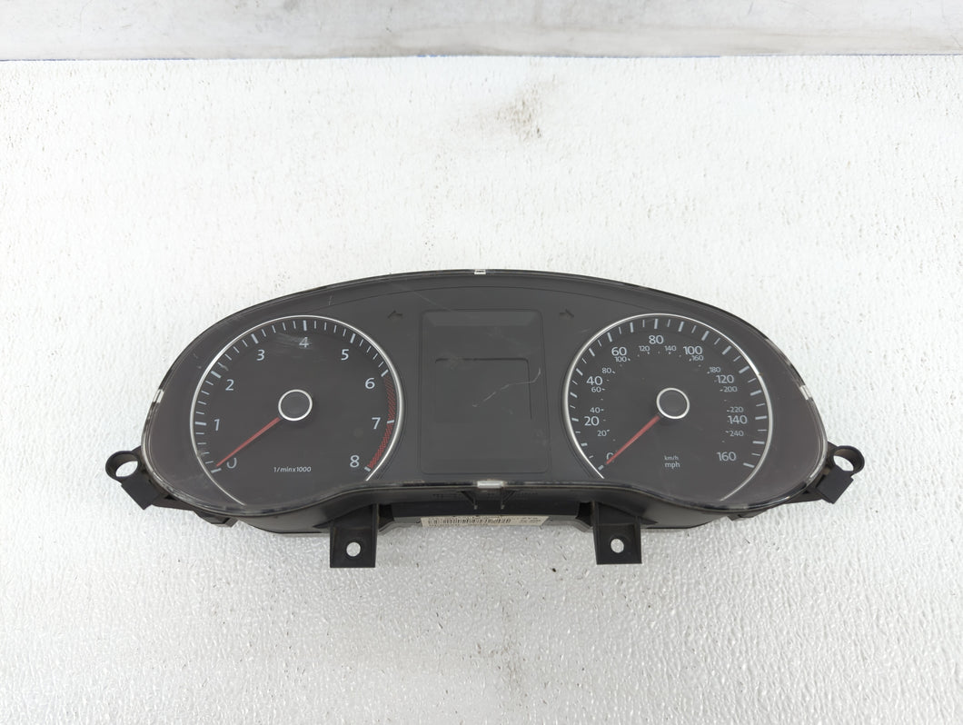 2014 Volkswagen Jetta Instrument Cluster Speedometer Gauges P/N:5C6 920 953 B 5C6920953B Fits OEM Used Auto Parts