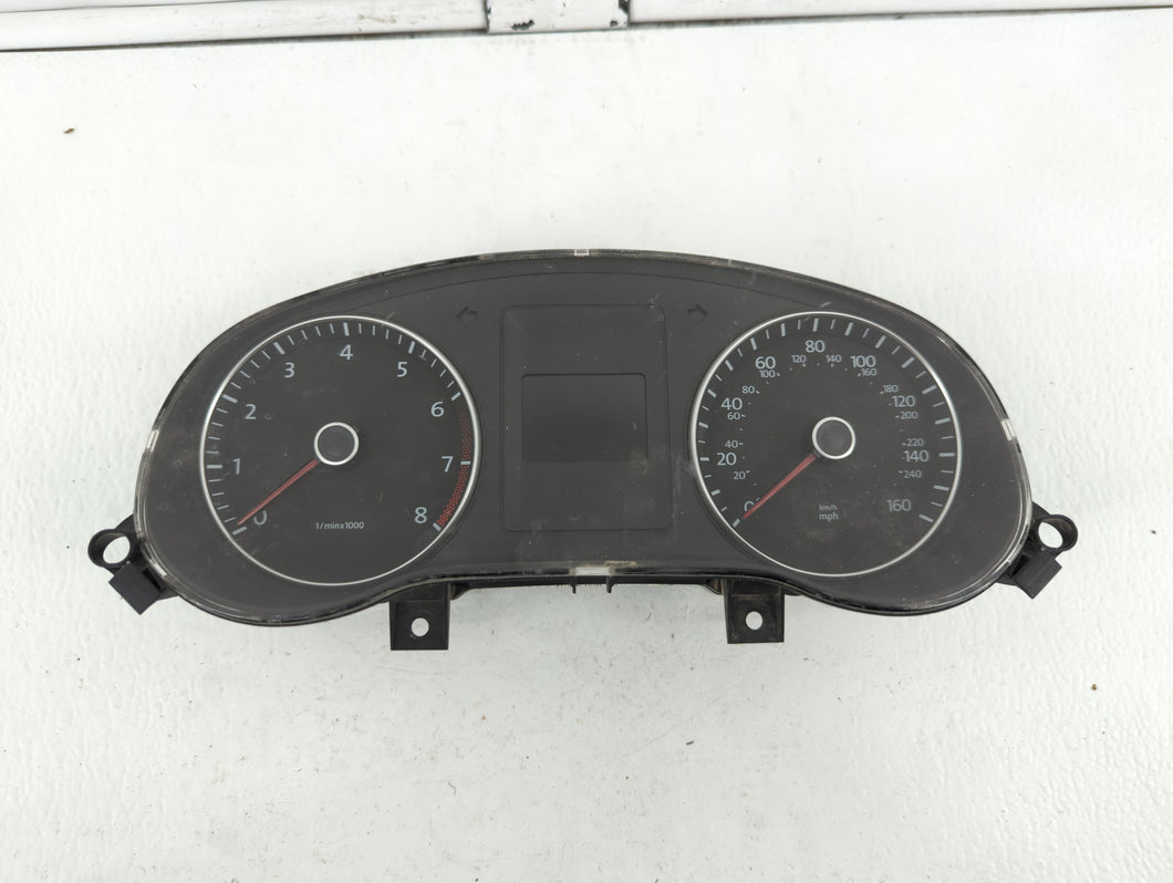 2014 Volkswagen Jetta Instrument Cluster Speedometer Gauges P/N:5C6 920 953 B 5C6920953B Fits OEM Used Auto Parts