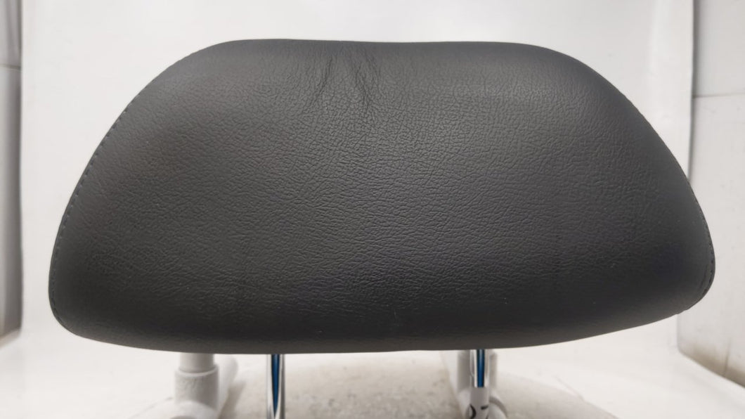 2001 Hyundai Xg350 Headrest Head Rest Rear Seat Fits OEM Used Auto Parts - Oemusedautoparts1.com