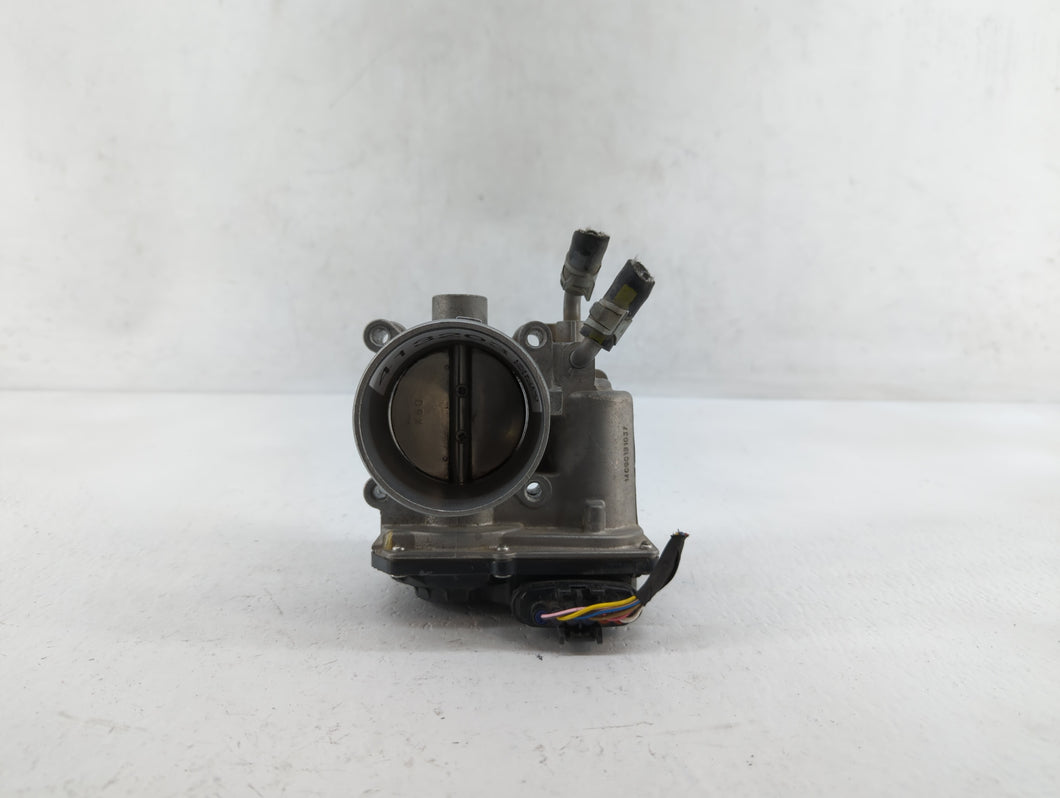 2014-2016 Kia Forte Throttle Body P/N:35100-2E400 35100-2E000 Fits 2012 2013 2014 2015 2016 2018 2019 2020 2021 OEM Used Auto Parts