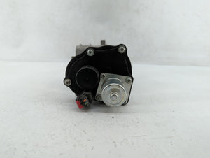 2006 Lincoln Mark Lt Throttle Body P/N:6L3E-AA 8L3F-9F991-CB Fits 2004 2005 2007 2008 2009 2010 OEM Used Auto Parts