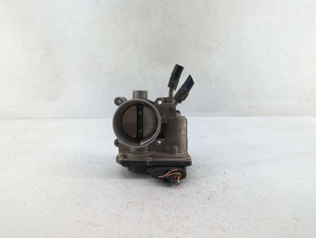 2011-2020 Hyundai Elantra Throttle Body P/N:35100-2E000 1302150124 Fits 2011 2012 2013 2014 2015 2016 2017 2018 2019 2020 2021 OEM Used Auto Parts