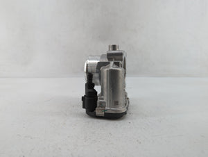 2014-2017 Volkswagen Jetta Throttle Body P/N:06K 133 062 D 06K 133 062 E Fits 2014 2015 2016 2017 OEM Used Auto Parts