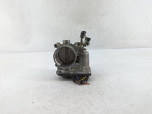 2011-2020 Hyundai Elantra Throttle Body P/N:35100-2E000 1302150124 Fits 2011 2012 2013 2014 2015 2016 2017 2018 2019 2020 2021 OEM Used Auto Parts