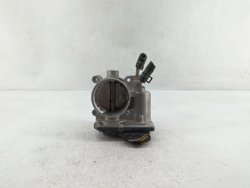 2014-2019 Kia Soul Throttle Body P/N:35100-2E000 1302150124 Fits 2011 2012 2013 2014 2015 2016 2017 2018 2019 2020 2021 OEM Used Auto Parts