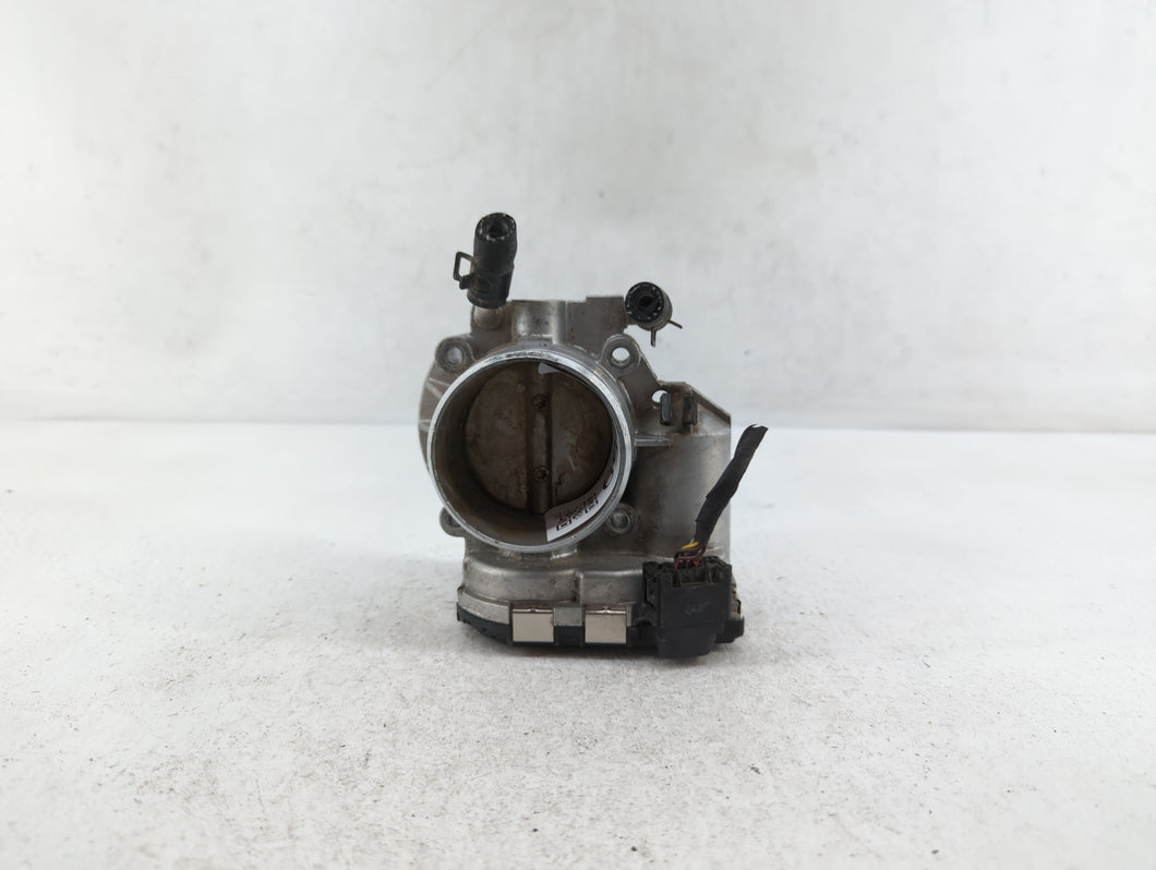 2010-2012 Hyundai Santa Fe Throttle Body P/N:35100-25400 35100-25200 Fits 2006 2007 2008 2009 2010 2011 2012 2013 OEM Used Auto Parts