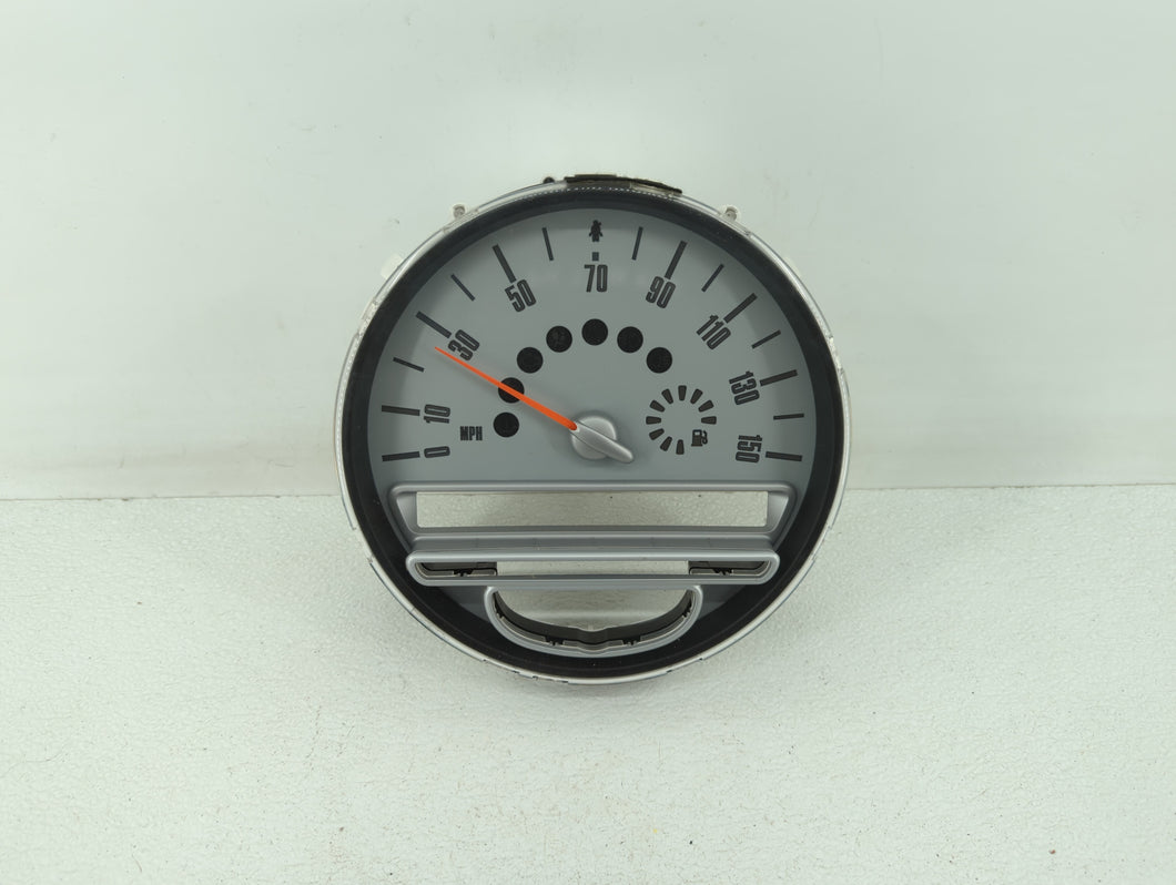 2008-2010 Mini Cooper Instrument Cluster Speedometer Gauges P/N:9 139 513 9 136 196 Fits 2008 2009 2010 OEM Used Auto Parts