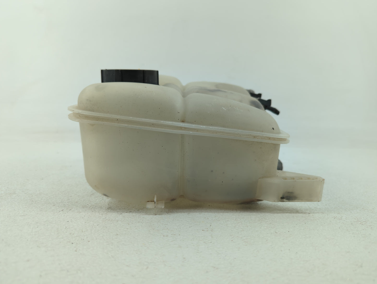 2012-2018 Ford Focus Radiator Coolant Overflow Expansion Tank Bottle - Oemusedautoparts1.com