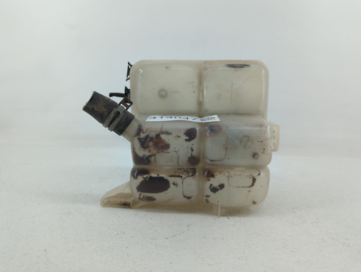 2012-2018 Ford Focus Radiator Coolant Overflow Expansion Tank Bottle - Oemusedautoparts1.com
