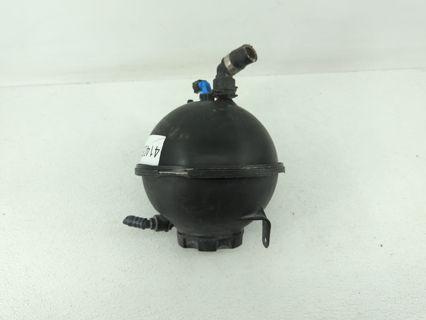 2014-2017 Bmw X3 Radiator Coolant Overflow Expansion Tank Bottle - Oemusedautoparts1.com