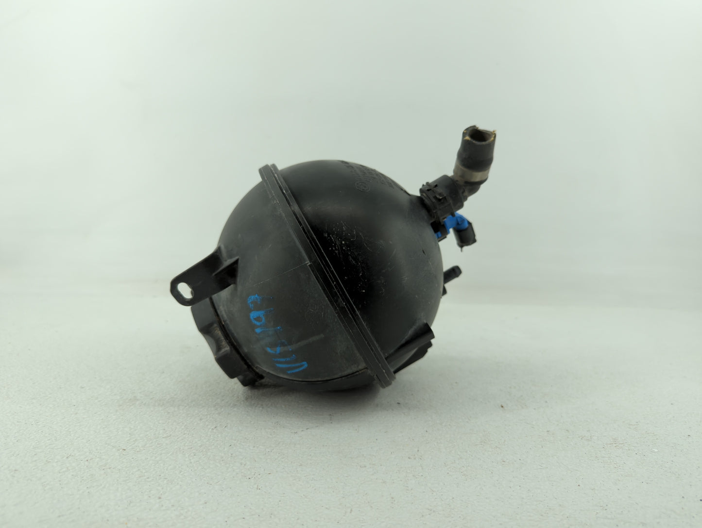 2014-2017 Bmw X3 Radiator Coolant Overflow Expansion Tank Bottle - Oemusedautoparts1.com
