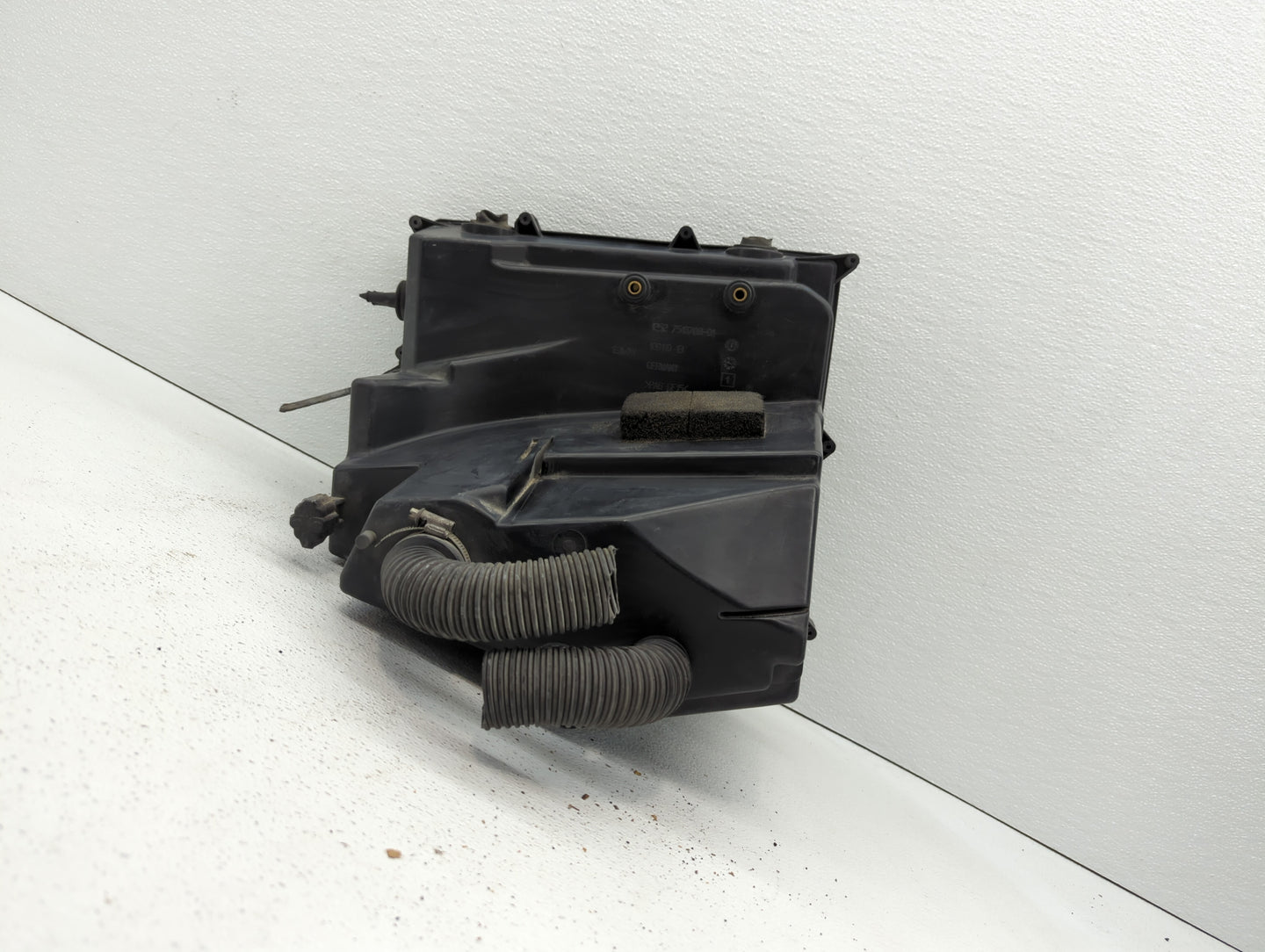 2003-2006 Land Rover Range Rover Fusebox Fuse Box Panel Relay Module P/N:1252 7516708-01 518776117 Fits 2003 2004 2005 2006 OEM Used Auto Parts - Oemusedautoparts1.com