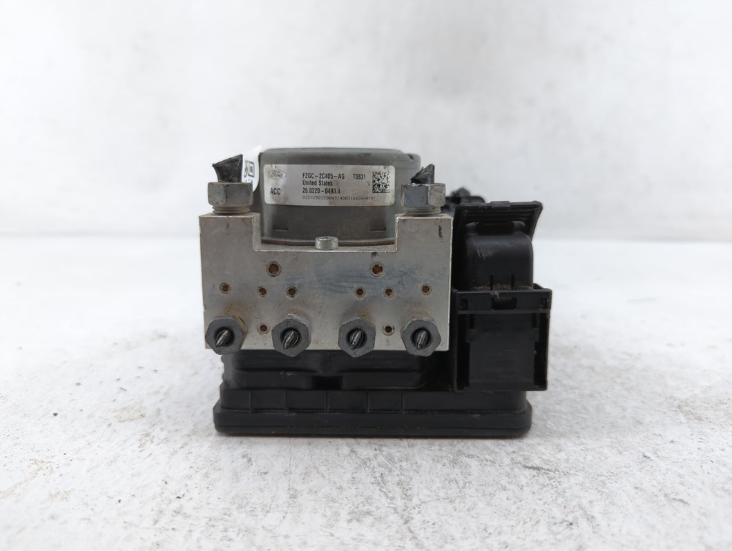 2015-2018 Ford Edge ABS Pump Control Module Replacement P/N:F2GC-2C405-AF F2GC-2C405-AG Fits 2015 2016 2017 2018 OEM Used Auto Parts