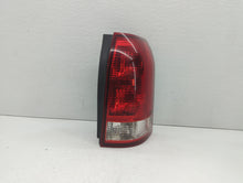 2002-2003 Saturn Vue Tail Light Assembly Passenger Right OEM P/N:22692371 22711438 Fits 2002 2003 OEM Used Auto Parts