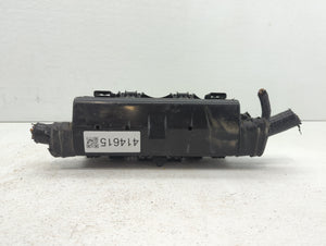 2009-2014 Ford Expedition Fusebox Fuse Box Panel Relay Module P/N:9L1T14A003AA 9L1T-14A003-AA Fits 2009 2010 2011 2012 2013 2014 OEM Used Auto Parts