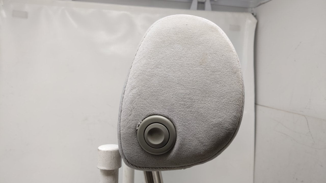 1998 Volkswagen Passat Headrest Head Rest Front Driver Passenger Seat Fits OEM Used Auto Parts - Oemusedautoparts1.com