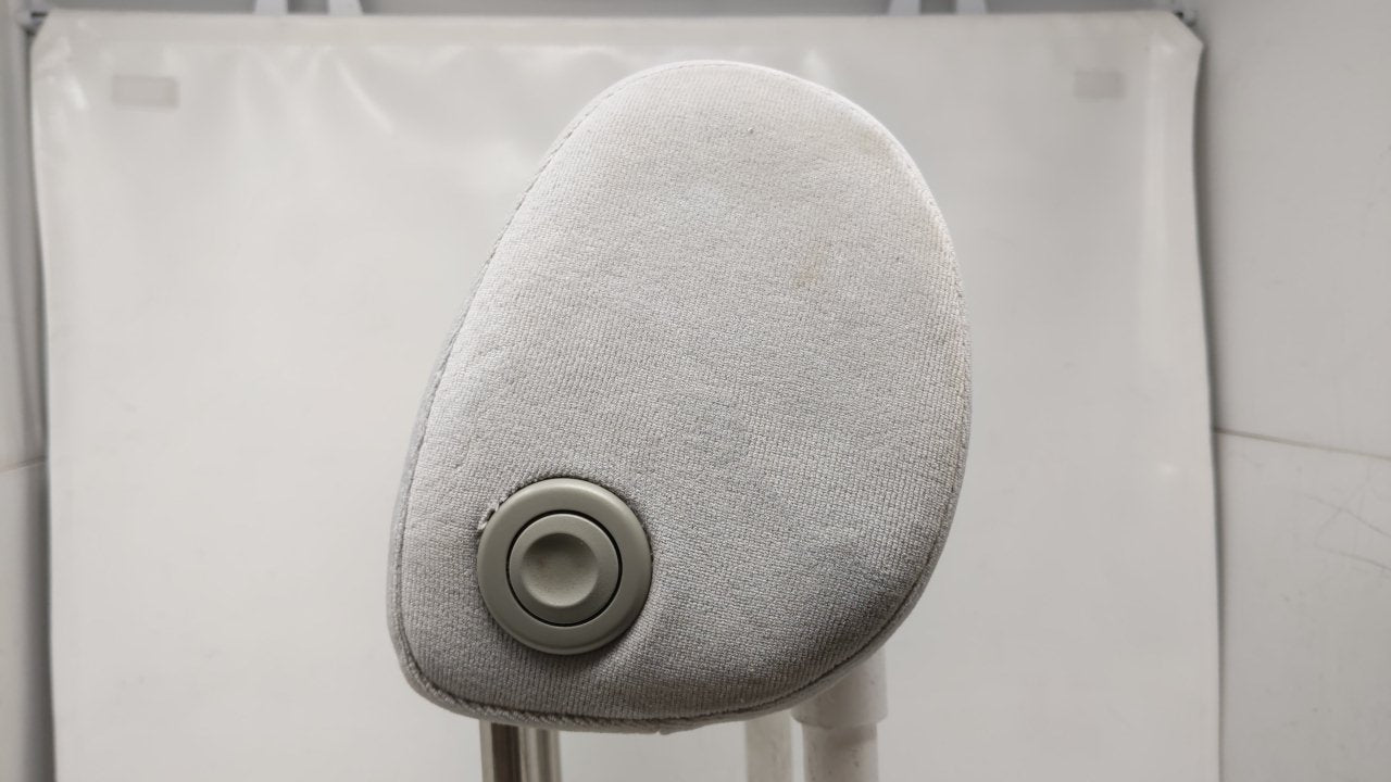 1998 Volkswagen Passat Headrest Head Rest Front Driver Passenger Seat Fits OEM Used Auto Parts - Oemusedautoparts1.com