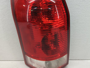 2002-2003 Saturn Vue Tail Light Assembly Driver Left OEM P/N:22692372 Fits 2002 2003 OEM Used Auto Parts