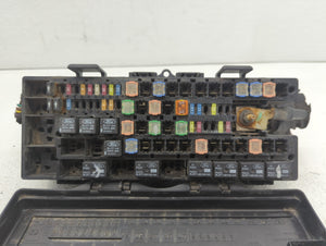 2009-2010 Ford F-150 Fusebox Fuse Box Panel Relay Module P/N:9L1T-14A003-AA 9L1T-14A003-BA Fits 2009 2010 OEM Used Auto Parts