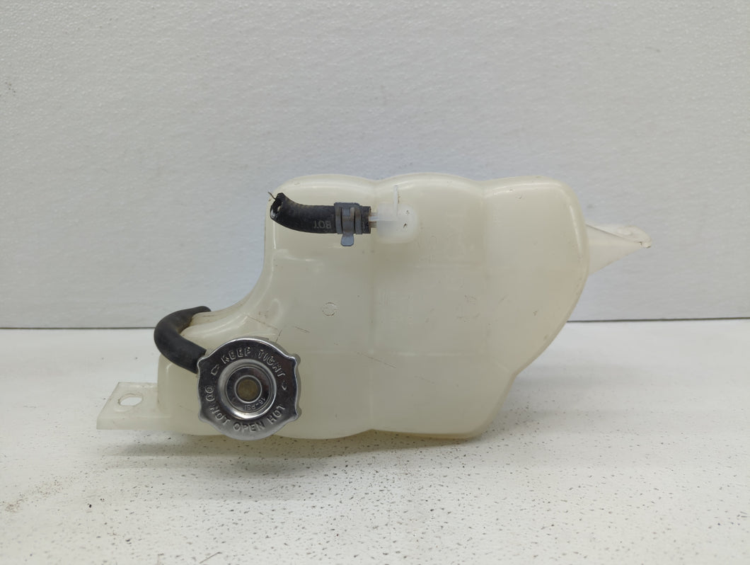 2008-2014 Dodge Avenger Radiator Coolant Overflow Expansion Tank Bottle