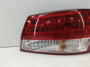 2006-2008 Hyundai Sonata Tail Light Assembly Passenger Right OEM P/N:92404-0A0 Fits 2006 2007 2008 OEM Used Auto Parts