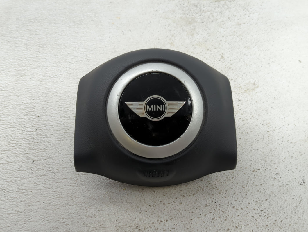 2002 Mini Cooper Air Bag Driver Left Steering Wheel Mounted P/N:6 760 366 01 Fits OEM Used Auto Parts