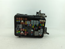 2016-2017 Chevrolet Equinox Fusebox Fuse Box Panel Relay Module P/N:23404556 04692235AD Fits 2016 2017 OEM Used Auto Parts