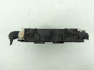 2007-2008 Ford Expedition Fusebox Fuse Box Panel Relay Module P/N:7L1T-15604-BK 7L1T15604BK Fits 2007 2008 OEM Used Auto Parts