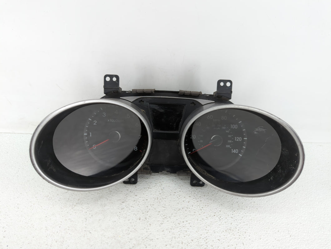 2010-2013 Hyundai Tucson Instrument Cluster Speedometer Gauges P/N:94001-2S570 94001-2S575 Fits 2010 2011 2012 2013 OEM Used Auto Parts