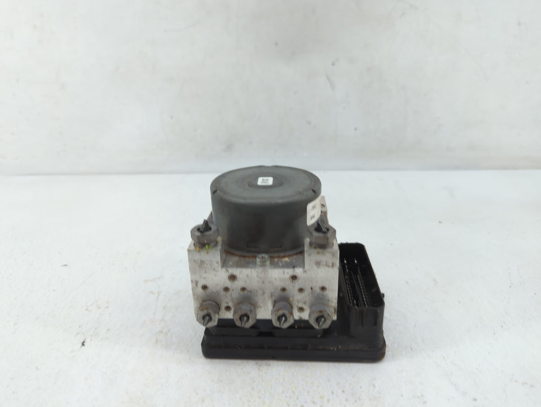 2015-2020 Ford Mustang ABS Pump Control Module Replacement P/N:GR3C-2C405-BB GR3C-2C405-BD Fits 2015 2016 2017 2018 2019 2020 OEM Used Auto Parts