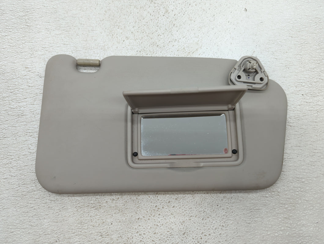 2011-2013 Nissan Juke Sun Visor Shade Replacement Passenger Right Mirror Fits 2011 2012 2013 OEM Used Auto Parts