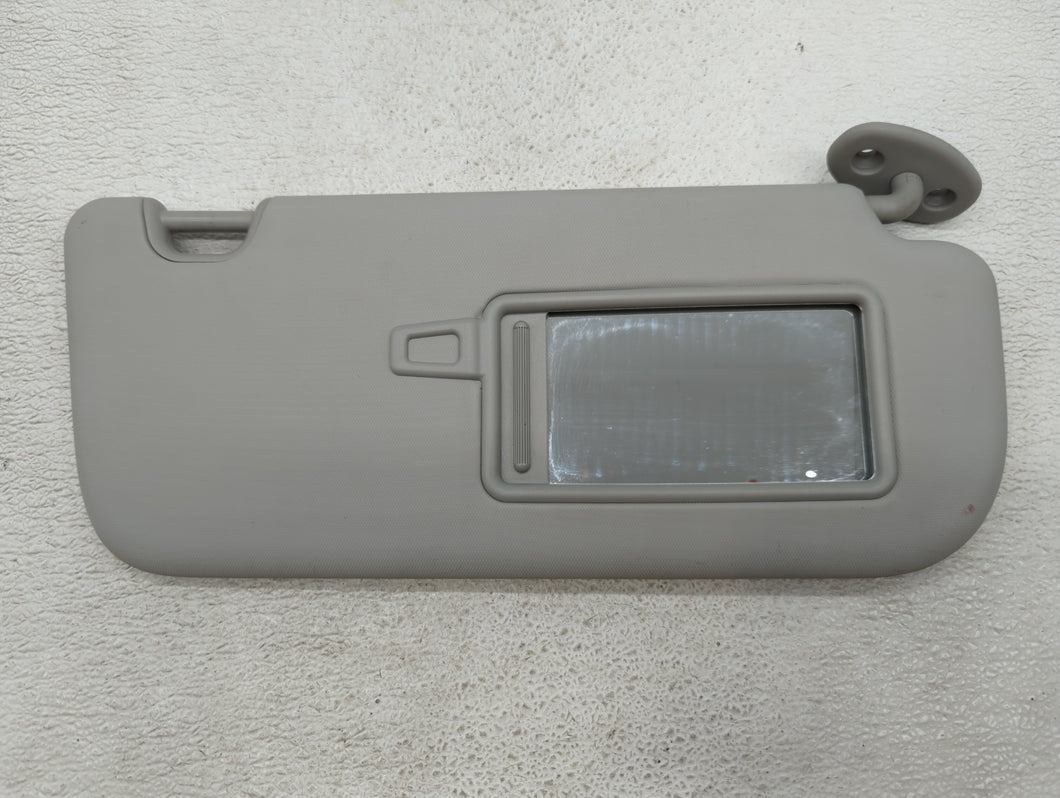 2014-2019 Kia Soul Sun Visor Shade Replacement Passenger Right Mirror Fits 2014 2015 2016 2017 2018 2019 OEM Used Auto Parts