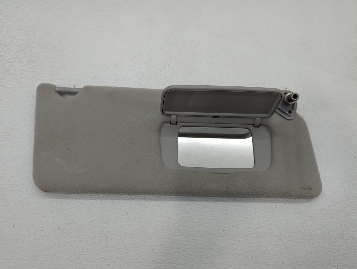 2002-2006 Toyota Camry Sun Visor Shade Shade Replacement Passenger Right Mirror Fits 2002 2003 2004 2005 2006 OEM Used Auto Parts - Oemusedautoparts1.com