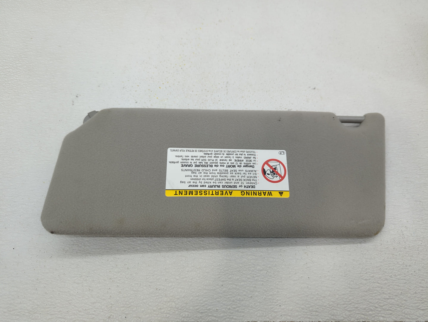 2002-2006 Toyota Camry Sun Visor Shade Shade Replacement Passenger Right Mirror Fits 2002 2003 2004 2005 2006 OEM Used Auto Parts - Oemusedautoparts1.com