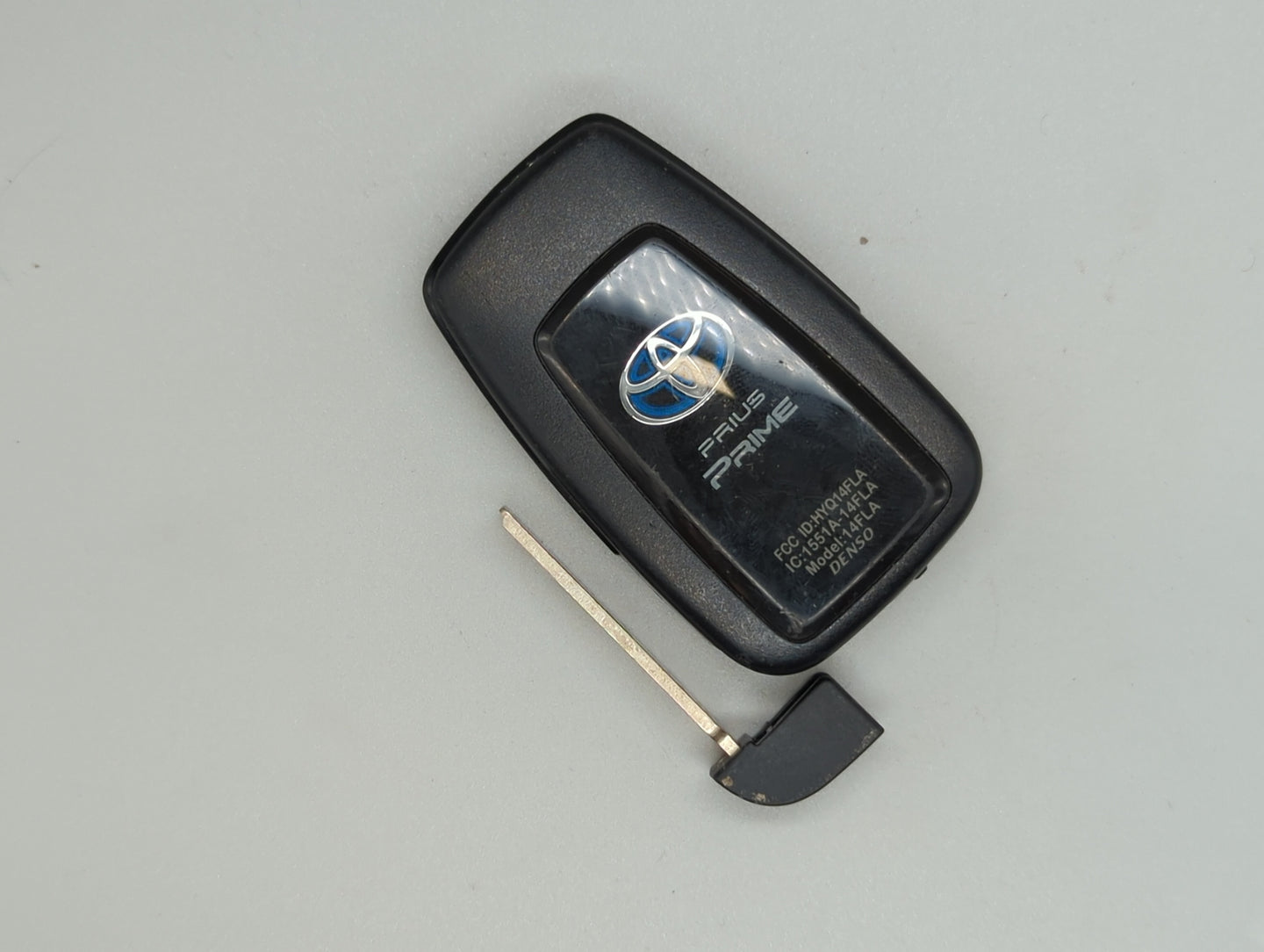 Toyota Prius Prime Keyless Entry Remote Fob HYQ14FLA 231451-3450 4 buttons - Oemusedautoparts1.com