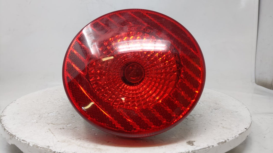 2005-2010 Chevrolet Cobalt Tail Light Assembly Driver Left OEM P/N:15797855 Fits 2005 2006 2007 2008 2009 2010 OEM Used Auto Parts - Oemusedautoparts1.com