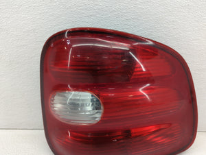 2005-2015 Nissan Xterra Tail Light Assembly Passenger Right OEM P/N:F75B-13B504-B 949 602 Fits OEM Used Auto Parts