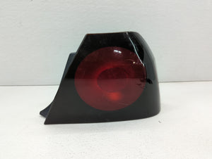 2004-2005 Chevrolet Impala Tail Light Assembly Passenger Right OEM P/N:16525262 Fits 2004 2005 OEM Used Auto Parts