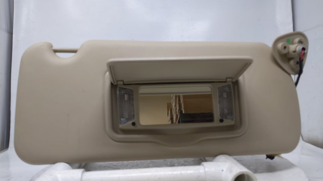 2003 Cadillac Cts Sun Visor Shade Replacement Passenger Right Mirror Fits OEM Used Auto Parts - Oemusedautoparts1.com