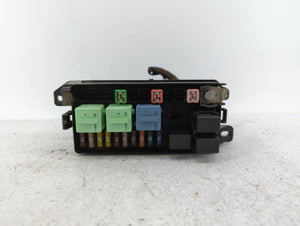 2010-2011 Mini Cooper Fusebox Fuse Box Panel Relay Module P/N:9213372 3455527 Fits 2010 2011 OEM Used Auto Parts