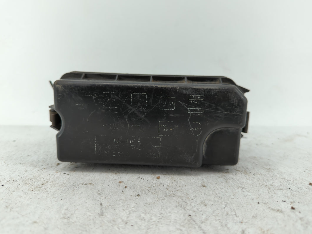 1992 Chevrolet Prizm Fusebox Fuse Box Panel Relay Module Fits OEM Used Auto Parts - Oemusedautoparts1.com