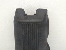 2003 Chevrolet Silverado 2500 Engine Cover