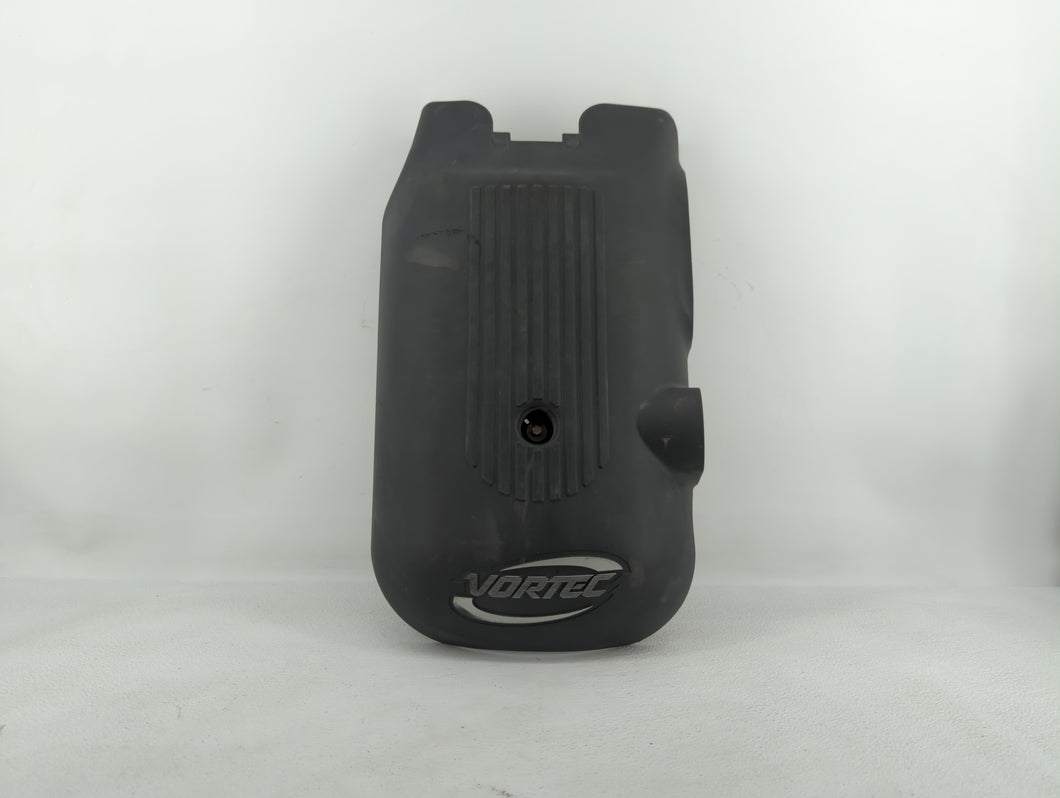 2003 Chevrolet Suburban 1500 Engine Cover