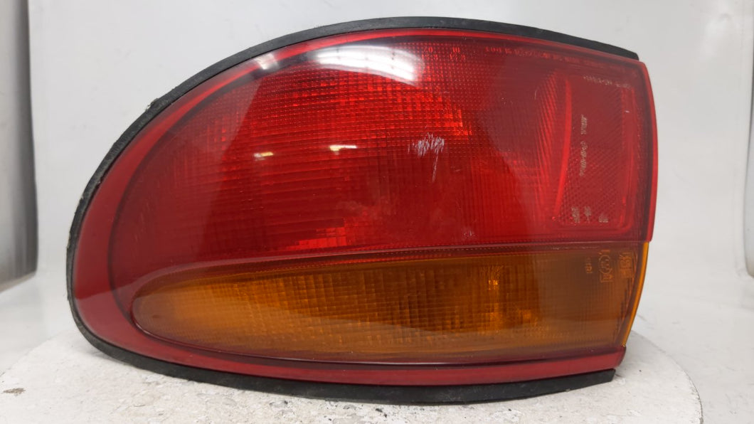 1996-1998 Mazda Millenia Tail Light Assembly Passenger Right OEM Fits 1996 1997 1998 OEM Used Auto Parts - Oemusedautoparts1.com