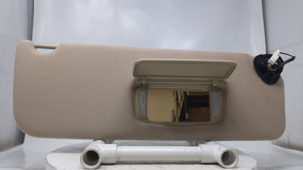 2004 Toyota Sienna Sun Visor Shade Replacement Passenger Right Mirror Fits OEM Used Auto Parts - Oemusedautoparts1.com