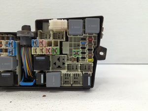 2013-2016 Ford Escape Fusebox Fuse Box Panel Relay Module P/N:AV6T-14A142-AB AV6T-14A067-AD Fits 2013 2014 2015 2016 OEM Used Auto Parts