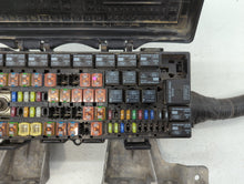 2011 Lincoln Navigator Fusebox Fuse Box Panel Relay Module P/N:9L1T14A003AA 9L1T-14A003-AA Fits OEM Used Auto Parts